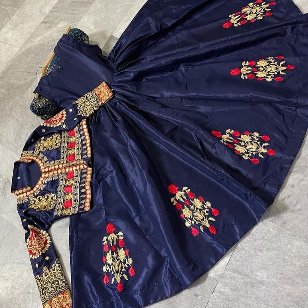 Frock With Separate Embroidery Koti - Image 3