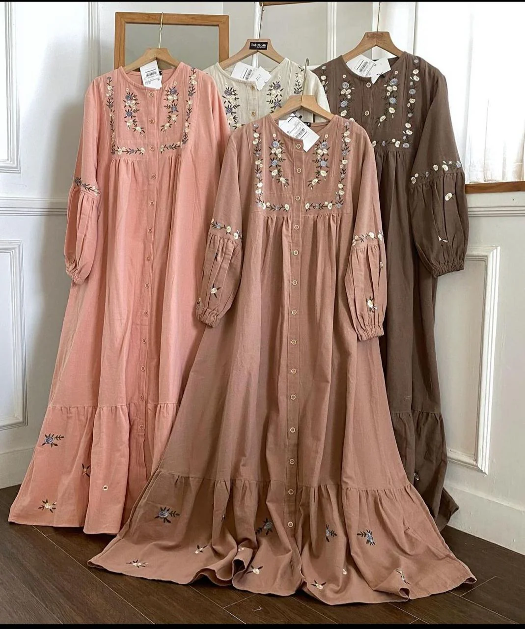 Gulaab frock - Image 2