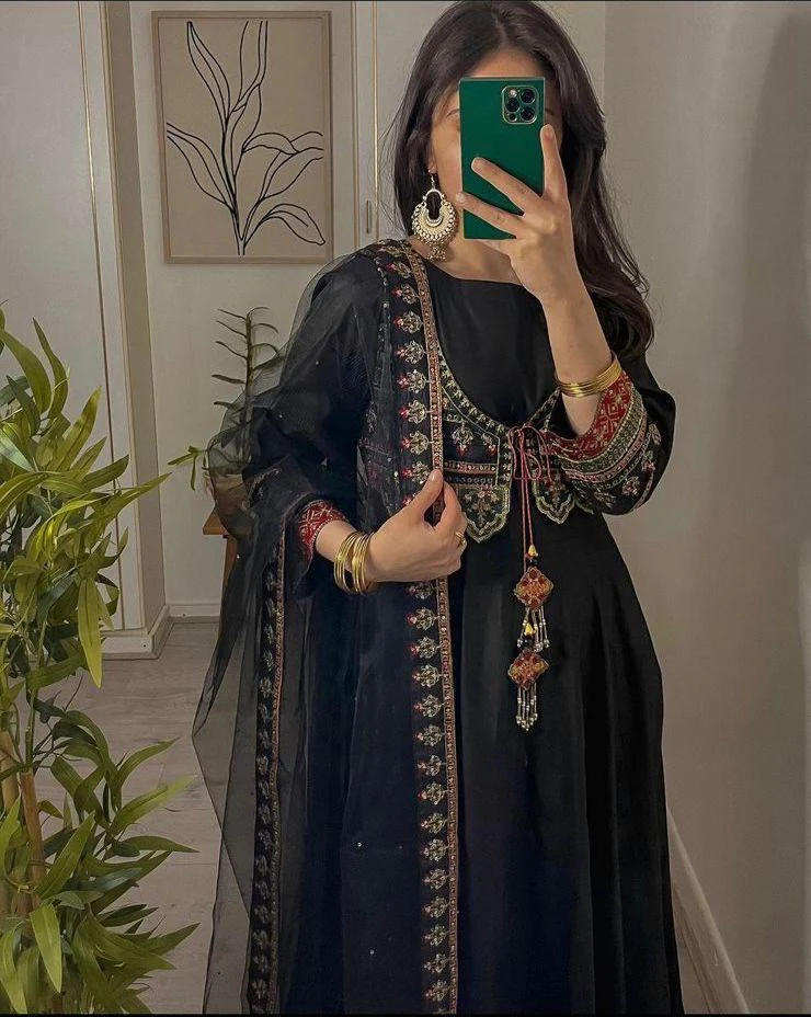 Gulveen 3pcs - Image 7