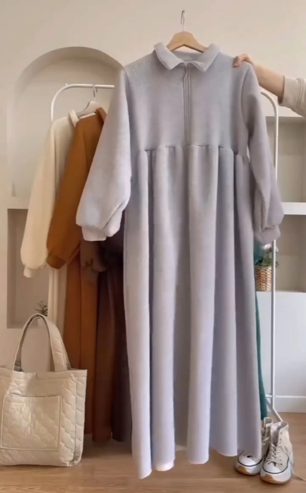 Long sweatshirt - Image 7