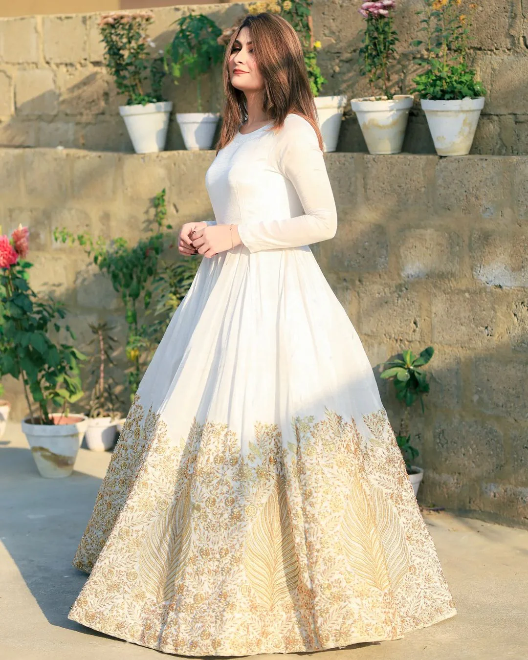 Border Embroidery Heavy Maxi - Image 6
